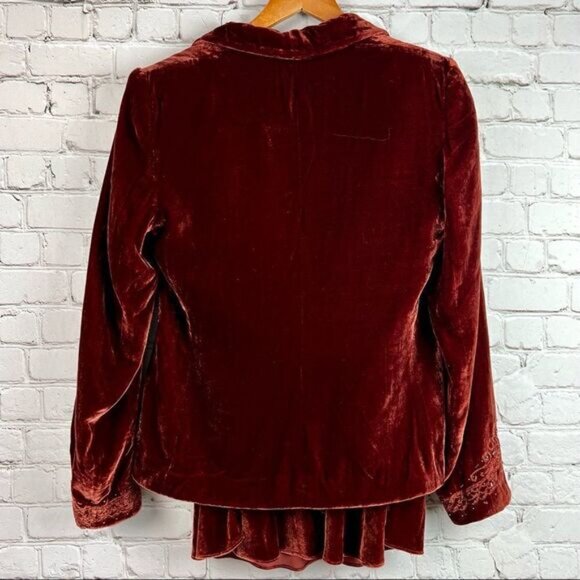 Reba 2 Piece Set: Wine Colored Velvet Sequin Top & Jacket Set Sz 6/8 - Picture 15 of 16